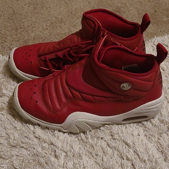 Nike - Picture 3 of 6